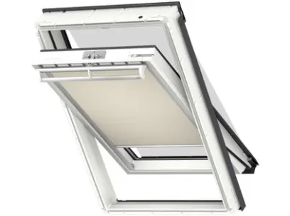 Kombinace Zatemňující rolety a venkovní markýzy DOP MK04 1085SG